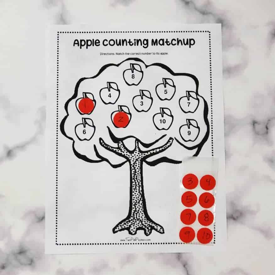 Apple Numbers Match Printable with dot stickers. 
